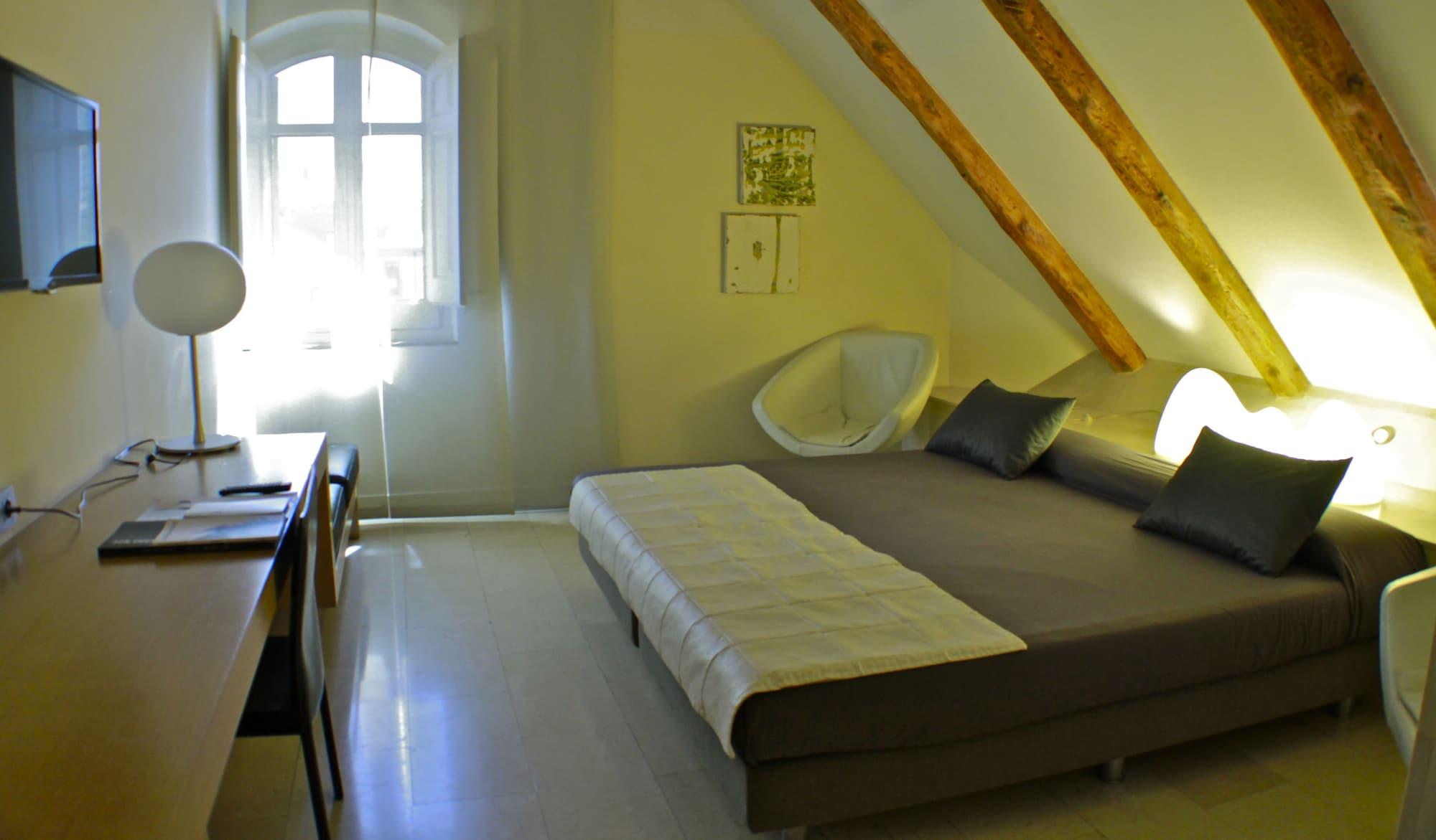Hotel Sant Roc Solsona Extérieur photo