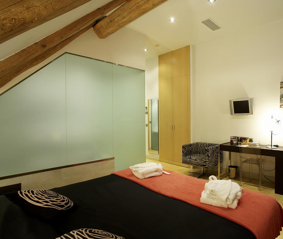 Hotel Sant Roc Solsona Extérieur photo